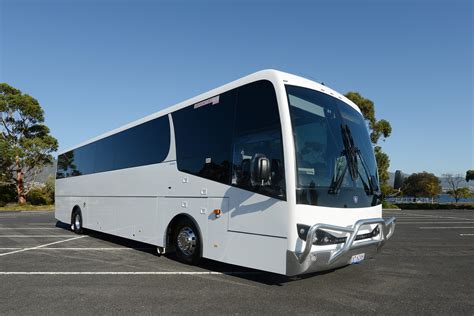 luxury bus hire tasmania